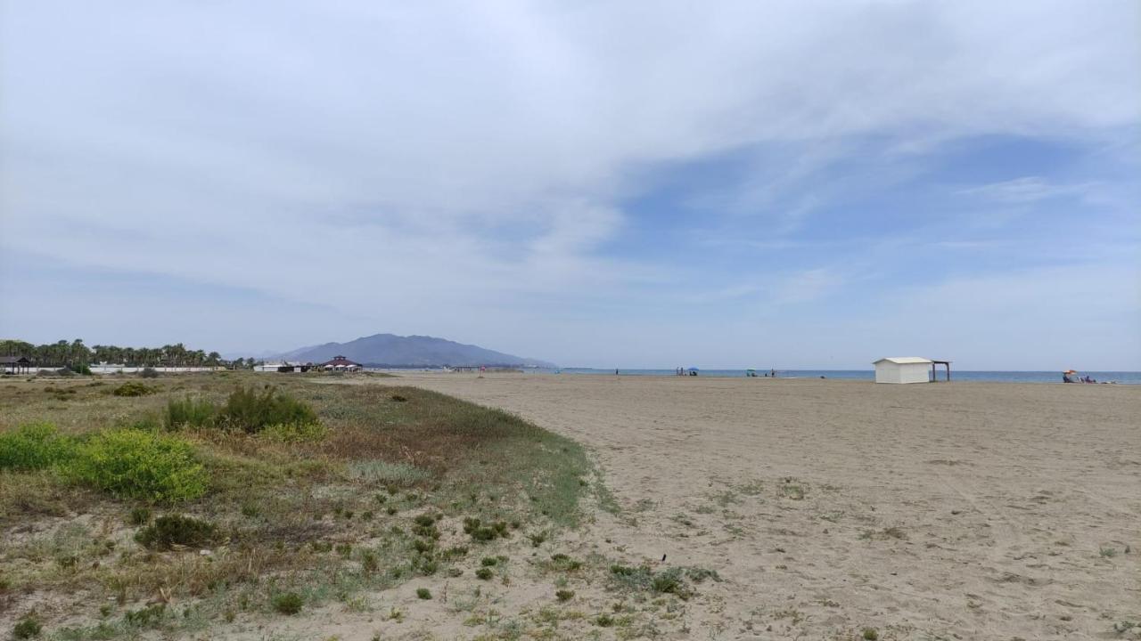 Dumar Puerto Rey Apartment Вера Екстериор снимка