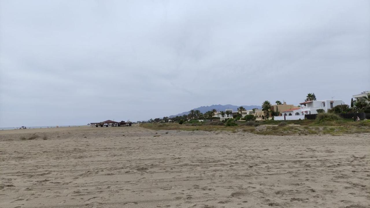 Dumar Puerto Rey Apartment Вера Екстериор снимка