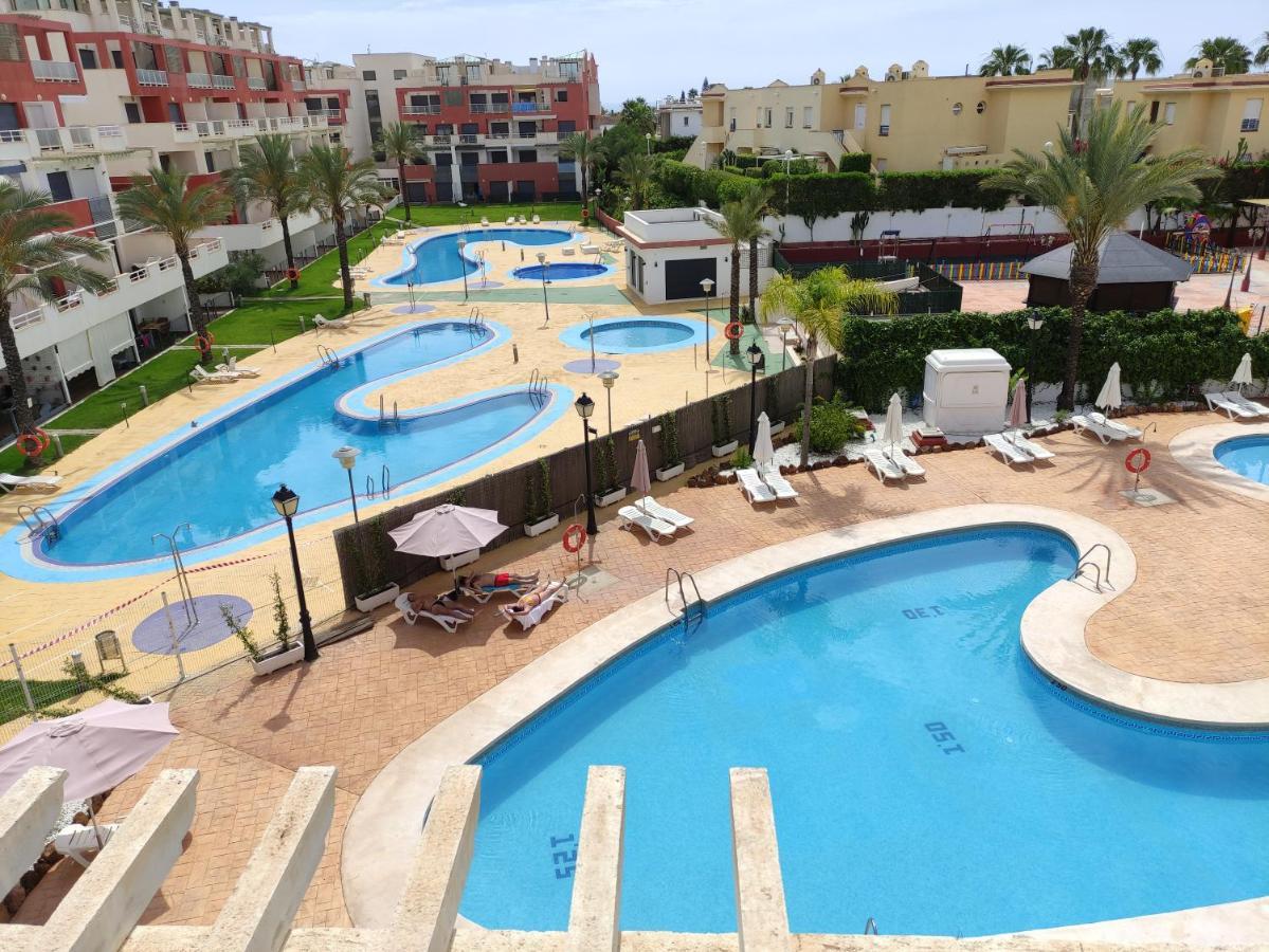 Dumar Puerto Rey Apartment Вера Екстериор снимка