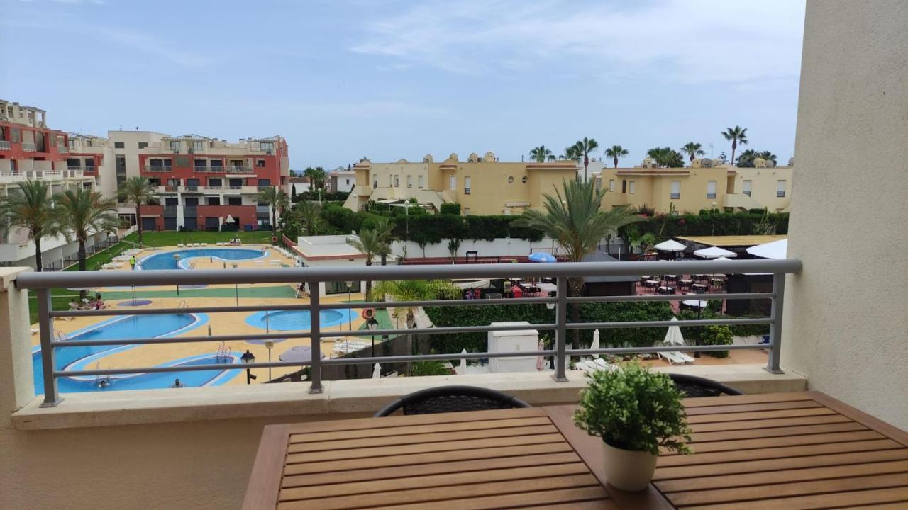 Dumar Puerto Rey Apartment Вера Екстериор снимка