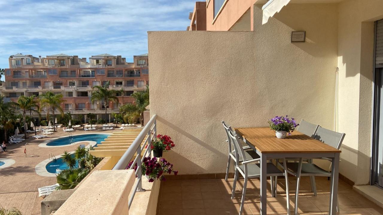Dumar Puerto Rey Apartment Вера Екстериор снимка